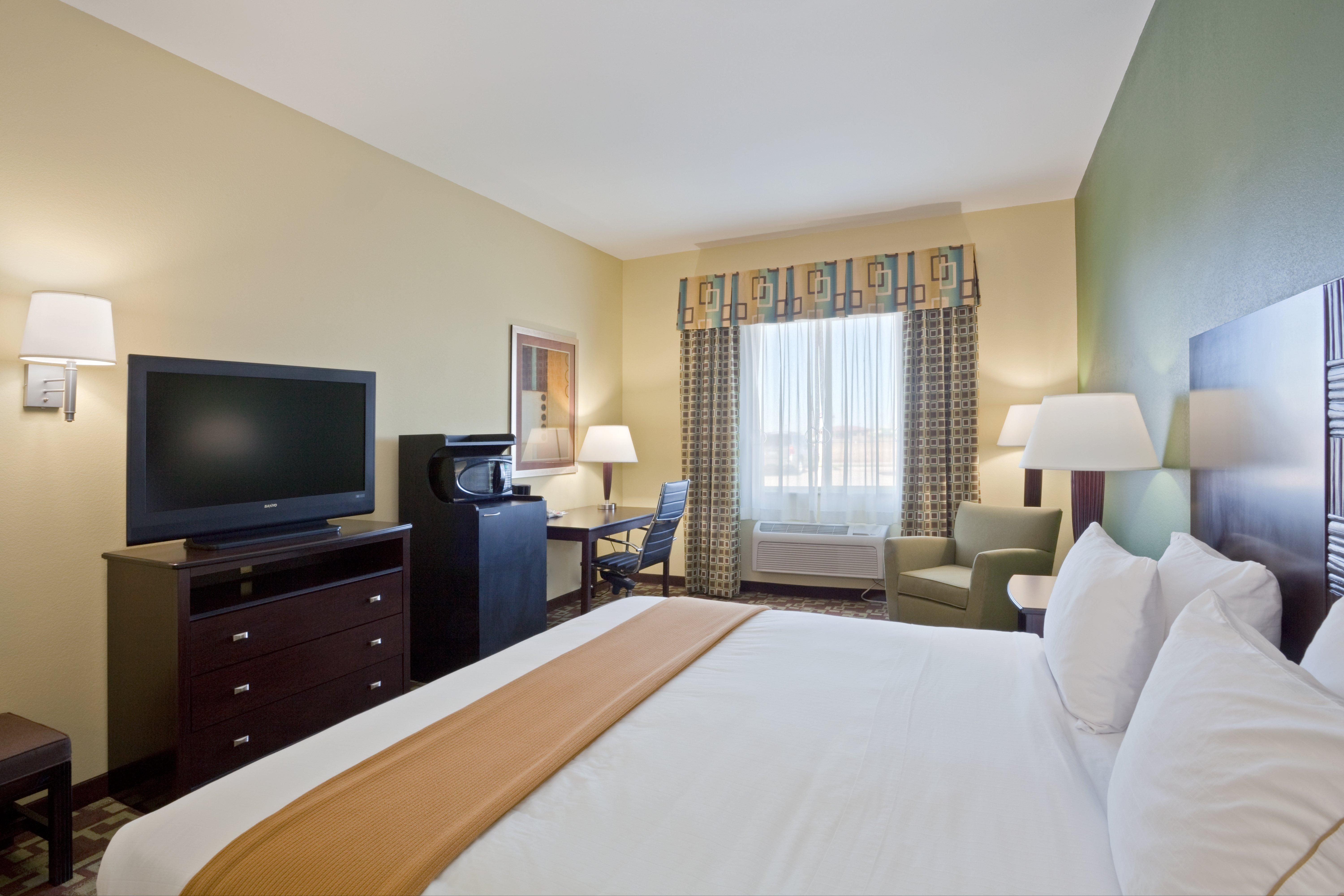 Express & By Ihg Hotel