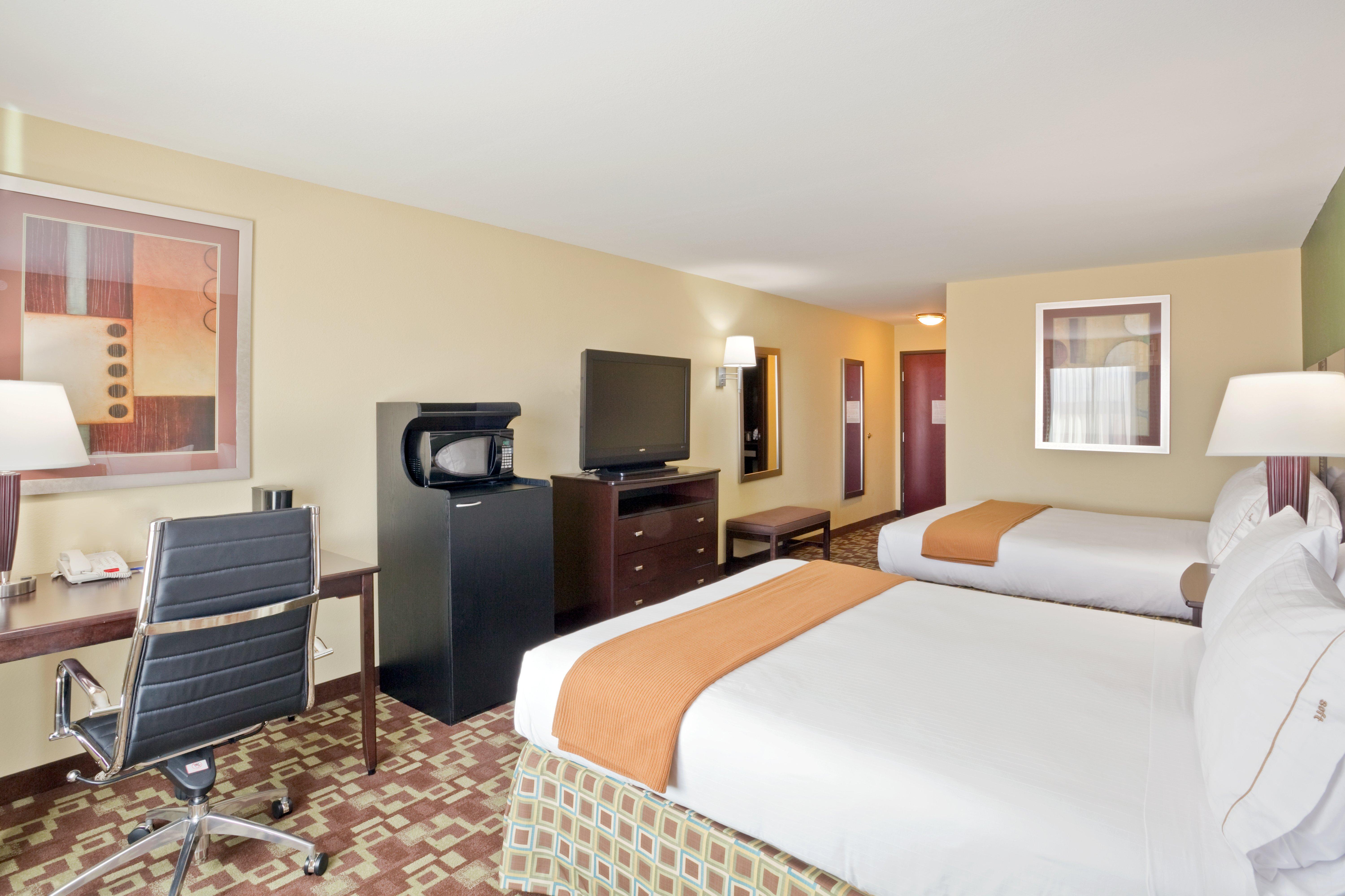Hotel Express & By Ihg Dumas